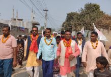 नेकपा (एमाले)का उम्मेदवार रामजी साहले आफ्नो चुनावी अभियानलाई तीव्रता दिँदै बस्ती बस्तीमा